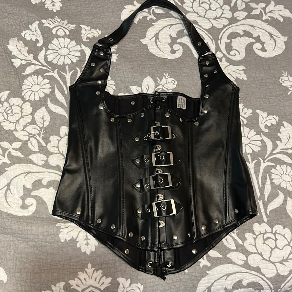 Woman’s corset